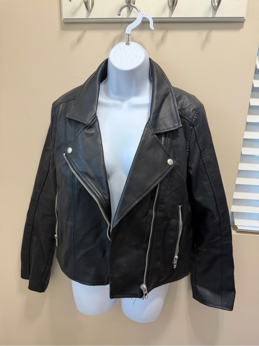 Blank NYC Black Womens Leather Moto Jacket Silver Hardware M